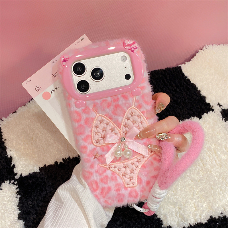 Apple Iphone 16 - Lüks Leopar Desenli Bikini Desenli Peluş